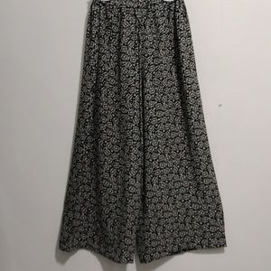 Eminance relax fit pants size L